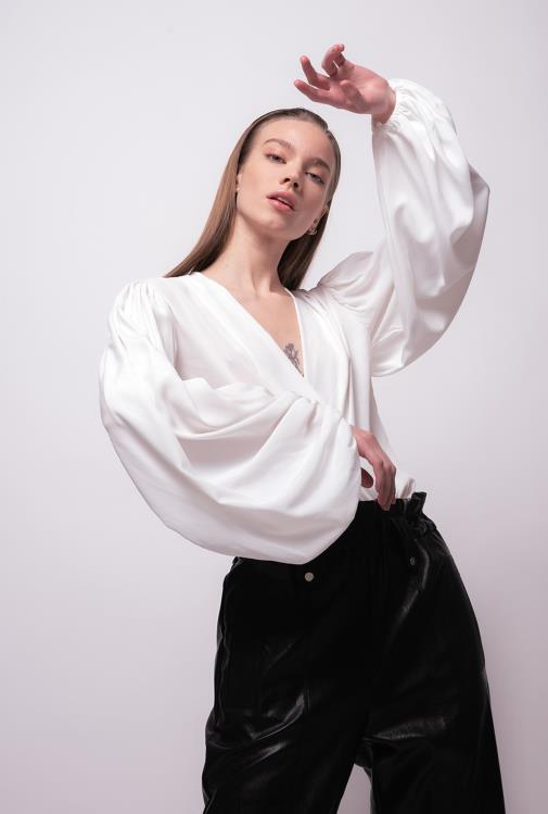 palaidinės | DH06P299 šilko mišinio apvyniojamas bodis Pinko debesis baltas